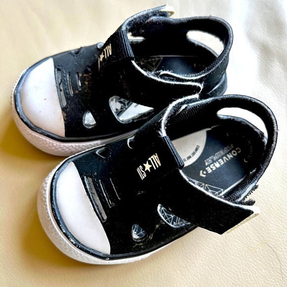 Converse All Star baby sandals - Size 30 EU/ 4 US - Picture 1 of 2